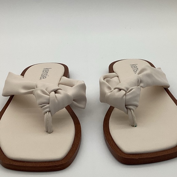 43. Kensie Cream Wood-Bottom Flip Flops | Size 9 | New - Picture 3 of 4